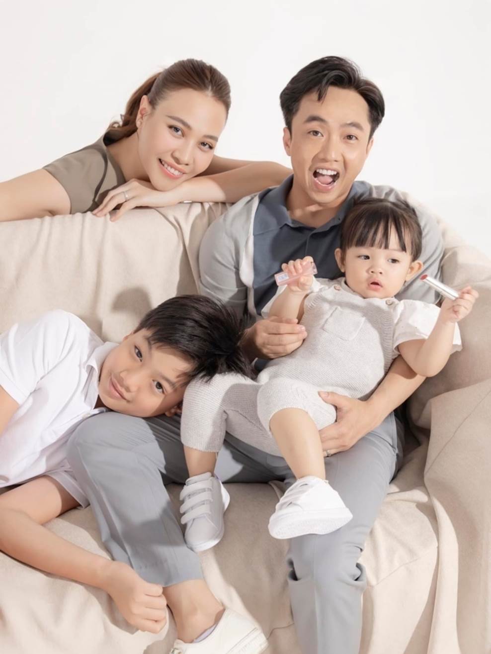 Cường Đô La hé lộ giới tính con mới sinh, hạnh phúc khi các con y khuôn bố-5