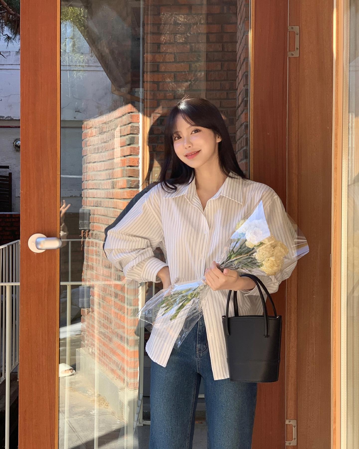 4 xu hướng trang phục họa tiết trẻ trung hè 2023-6