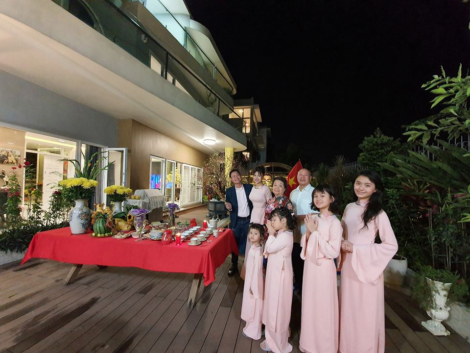 Thương yêu con riêng của chồng hết mực, hai sao nữ này xứng đáng hưởng sự giàu sang trong những căn hộ bạc tỉ-4