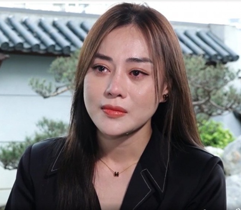 Dự tiệc hạng sang cùng Shark Bình, Phương Oanh được CĐM khen ra dáng phu nhân chủ tịch-10