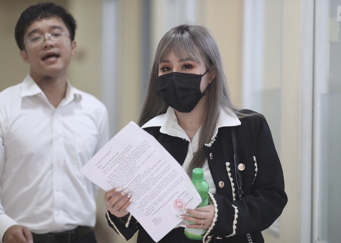 Hoãn tòa vì Trang Nemo bất ngờ nhập viện-4