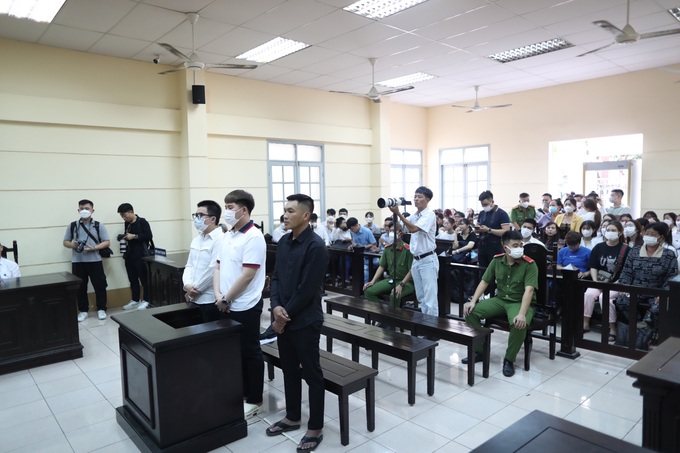 Hoãn tòa vì Trang Nemo bất ngờ nhập viện-1