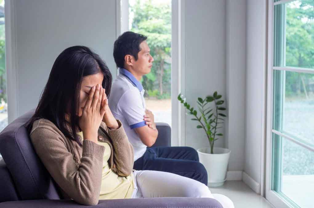 Nửa đêm chồng biến mất, tôi cay đắng chờ anh trước cửa nhà nghỉ-1