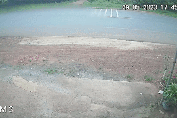 Va chạm với xe cấp cứu, tài xế xe máy tử vong tại chỗ