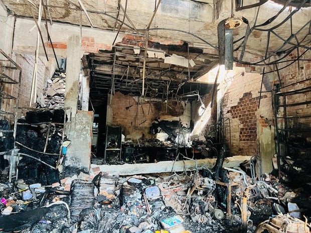 Ám ảnh tiếng kêu cứu trong vụ cháy khiến 2 vợ chồng chủ nhà sách tử vong-5