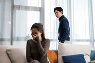 Bạn trai cũ lâu năm ghé thăm, cách cư xử của chồng khiến tôi thất vọng