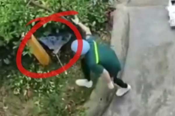 Học theo phim hoạt hình, bé gái thoát chết diệu kỳ khi nhảy từ tầng 26-1