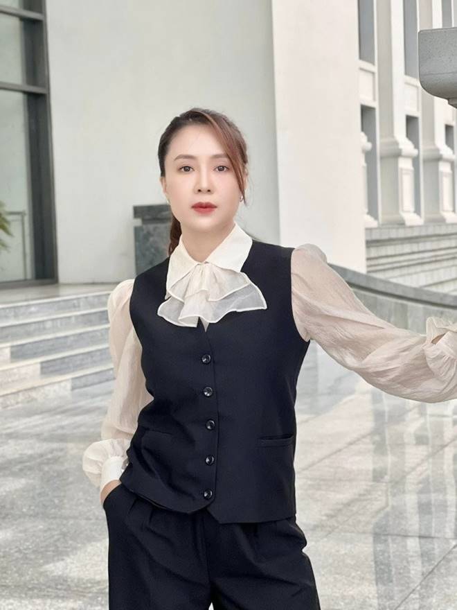 Từng nhận cát xê 50.000 đồng, Hồng Diễm giờ là nữ hoàng rating VTV vẫn dùng hàng hiệu tiết kiệm, ít khi trưng trổ-1