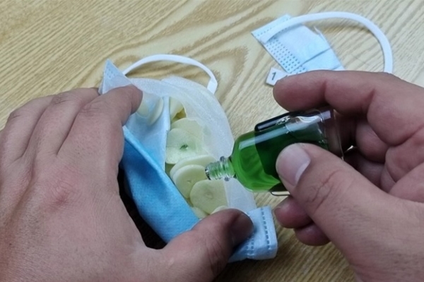 Kem đánh răng kết hợp với giấm trắng có tác dụng gì?-2