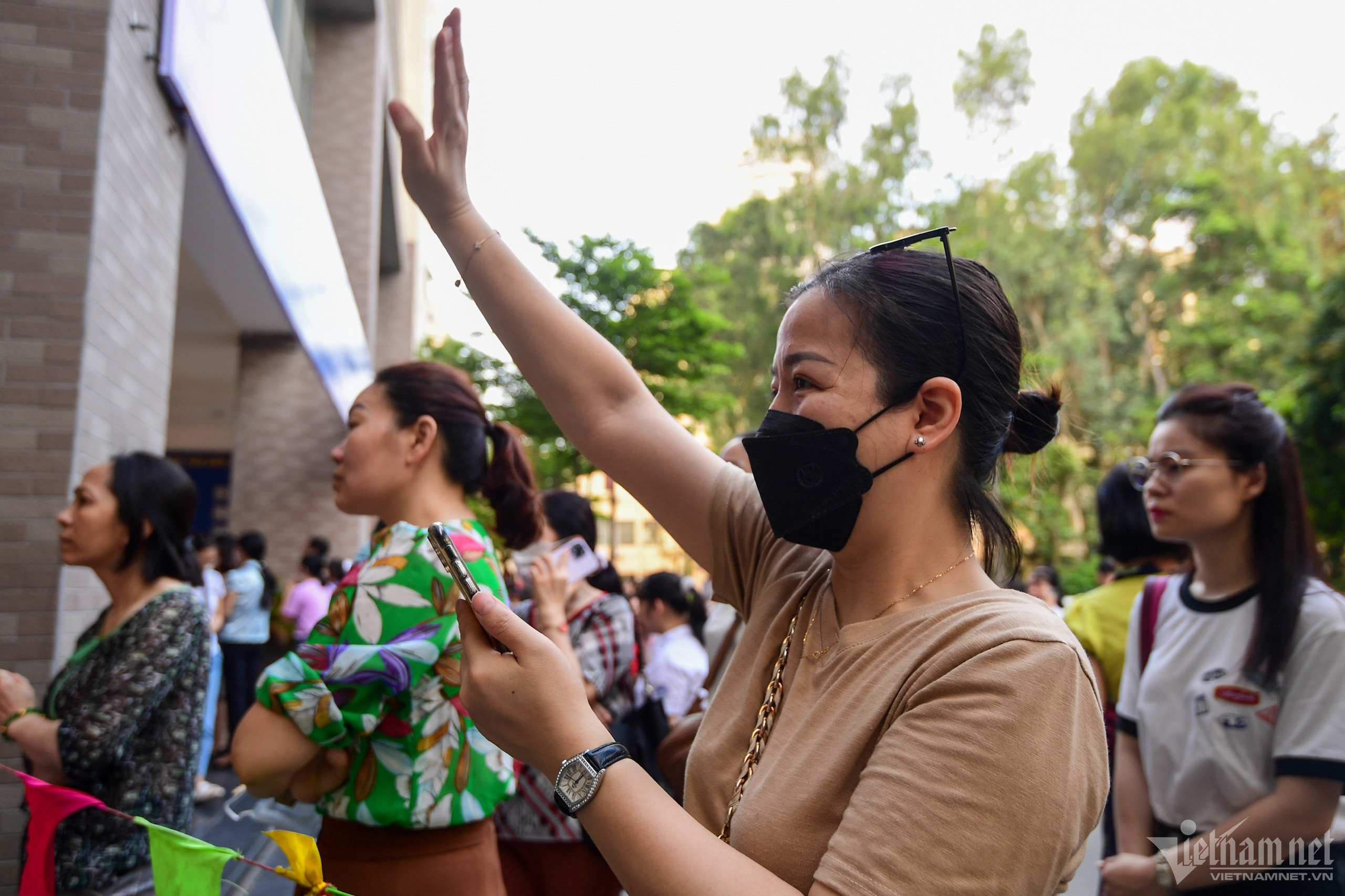 Hơn 6.000 sĩ tử bắt đầu tranh suất vào trường chuyên nóng nhất nhì Hà Nội-6