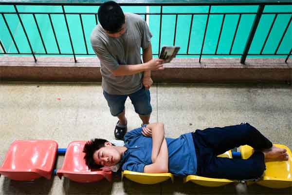 Đề thi lớp 10 chuyên Toán trường chuyên Sư phạm năm 2023-2