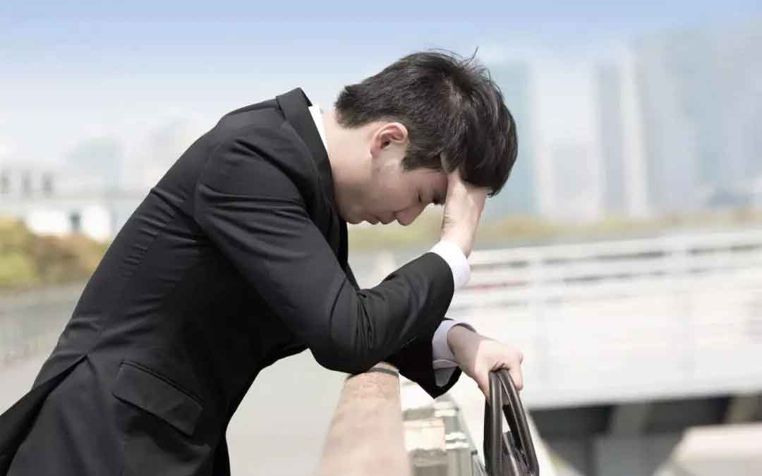 Mới về ra mắt, mẹ bạn gái đã muốn vay tôi 1 số tiền lớn-1