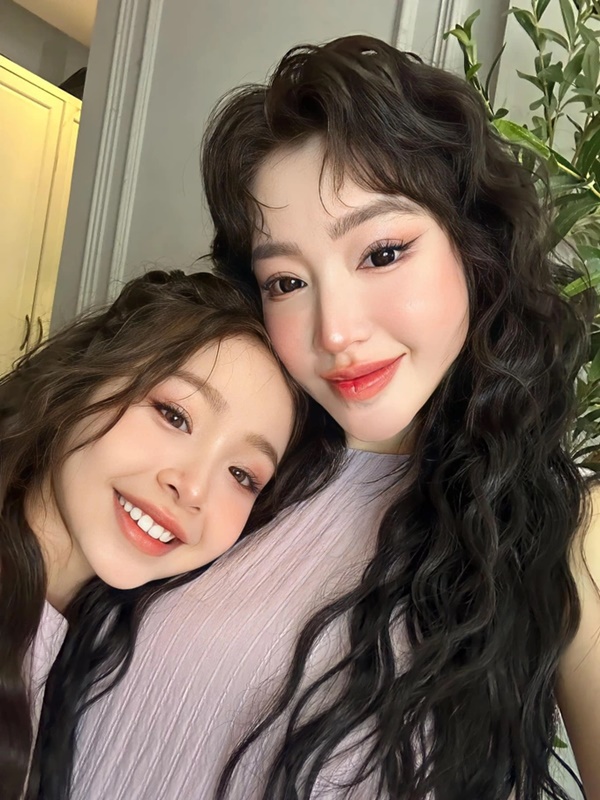 Không khiến fan thất vọng, con gái Elly Trần càng lớn càng xinh đẹp-1