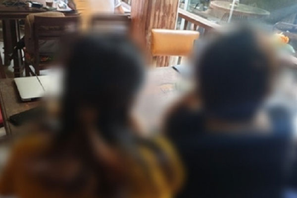 Bắt tạm giam người đàn ông cùng lúc lừa tình 9 phụ nữ-1