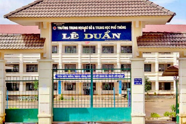 Thầy giáo đánh đồng nghiệp vì con hạnh kiểm trung bình bị phạt 6,5 triệu đồng-1