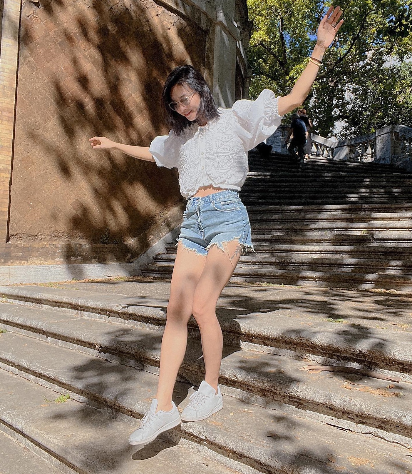 10 cách mặc quần short sành điệu từ dạo phố đến đi biển-6