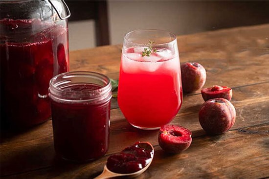 Bỏ túi ngay cách làm siro mận thơm ngon giải nhiệt mùa hè