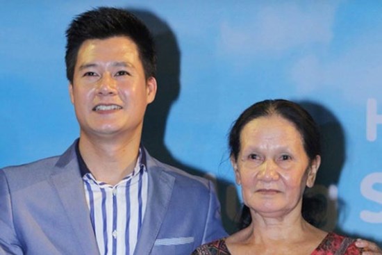 Điều ít biết về người phụ nữ quyền lực được Quang Dũng báo hiếu cả biệt thự 400 tỷ đồng