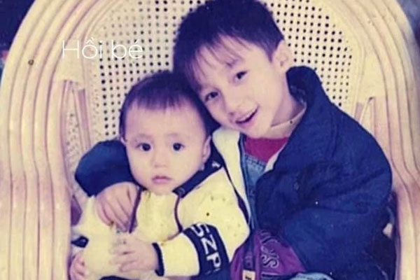 Sơn Tùng đăng ảnh mừng tuổi mới, vị trí của Hải Tú gây chú ý-9