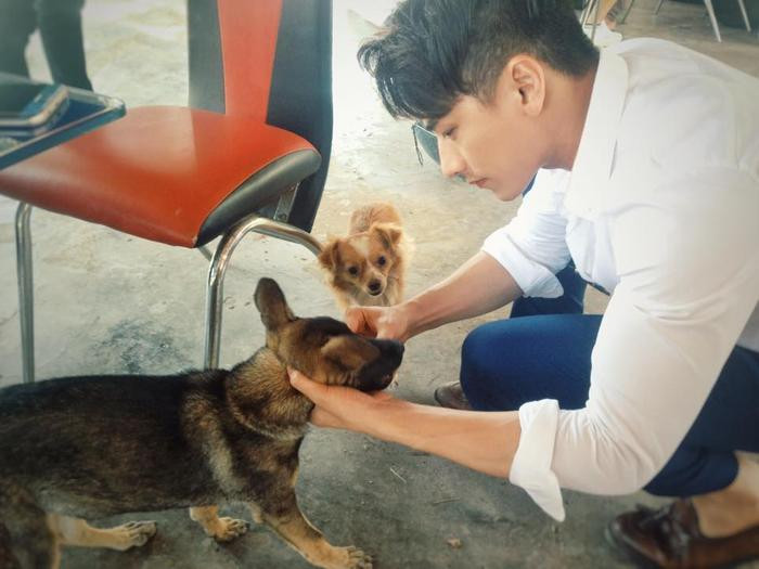 Nam ca sĩ Việt từng tốt nghiệp thủ khoa, nay là nhân tố gây chú ý trên truyền hình thực tế-1