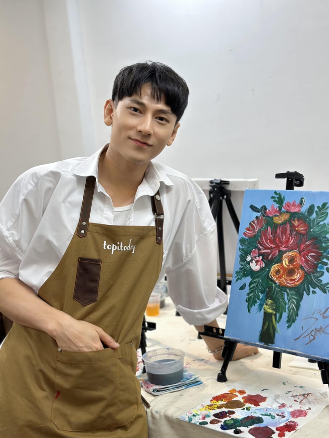 Nam ca sĩ Việt từng tốt nghiệp thủ khoa, nay là nhân tố gây chú ý trên truyền hình thực tế-10