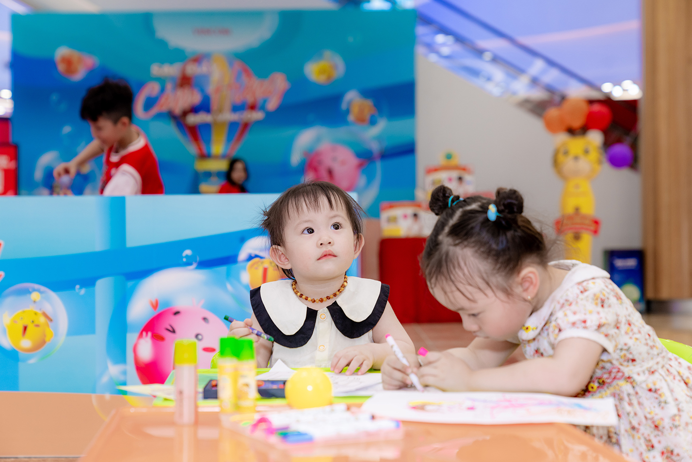 Cả nhà ‘sạc hứng khởi’ với loạt trò chơi hấp dẫn dịp 1/6-1