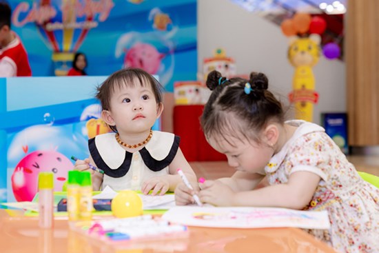 Cả nhà ‘sạc hứng khởi’ với loạt trò chơi hấp dẫn dịp 1/6