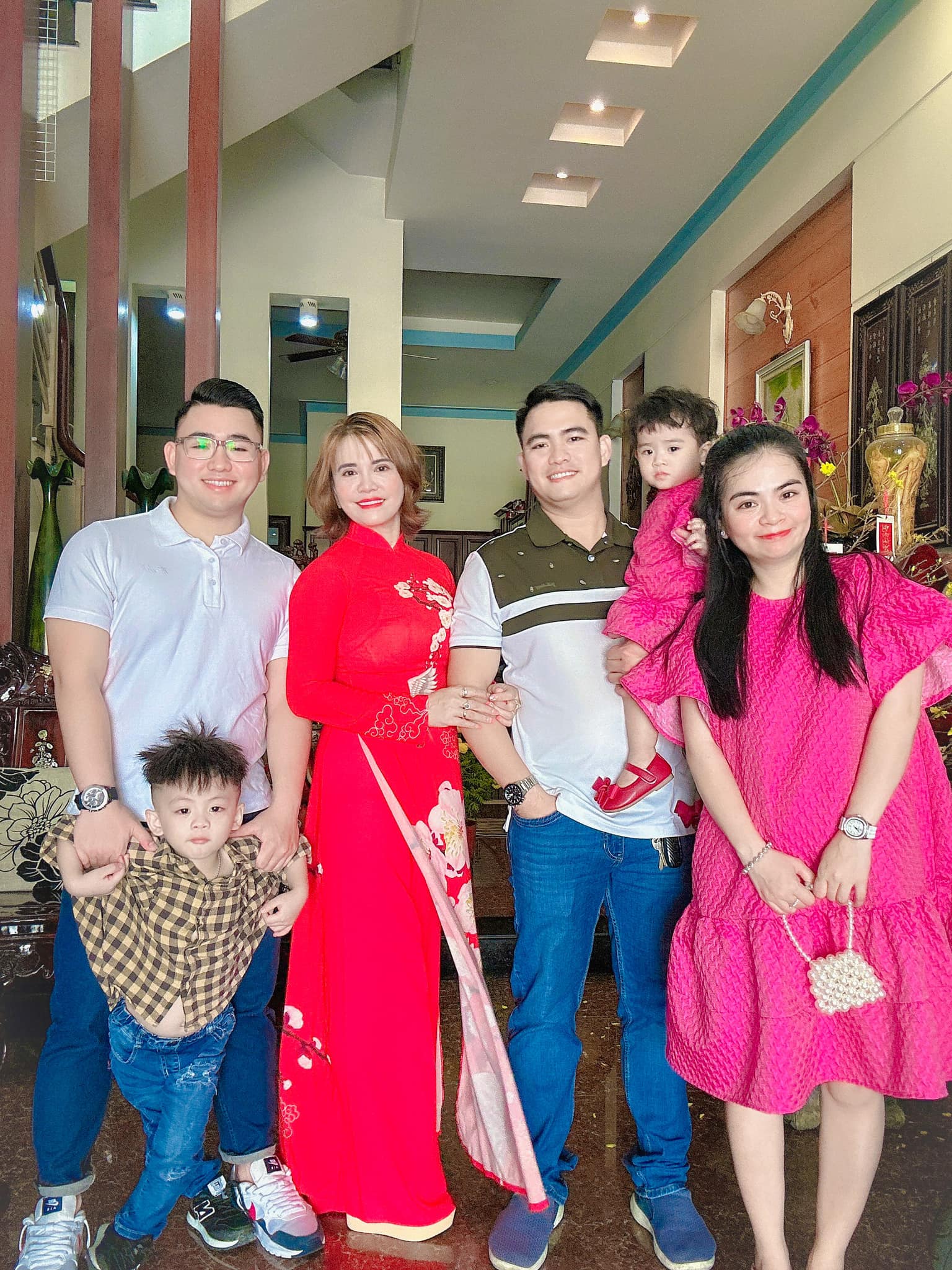 Cô gái Bình Định làm dâu Bắc, về ra mắt bị giao thử thách chặt gà-5