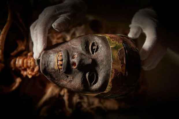 Gương mặt thật của vị vua Ai Cập lừng danh nhất lịch sử được tiết lộ lần đầu tiên sau 3.300 năm-1