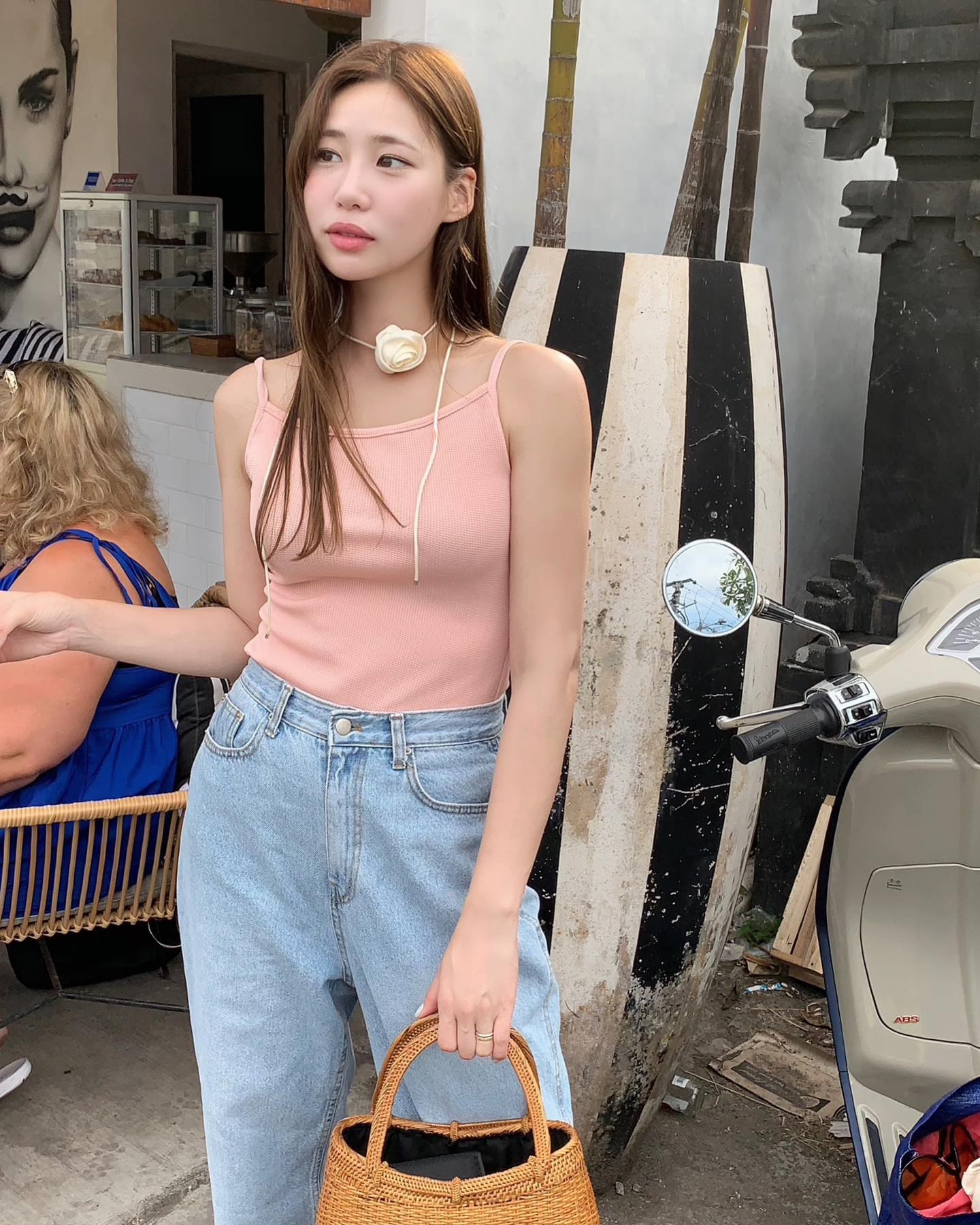 Trẻ hóa phong cách với 10 set đồ denim mùa hè-4