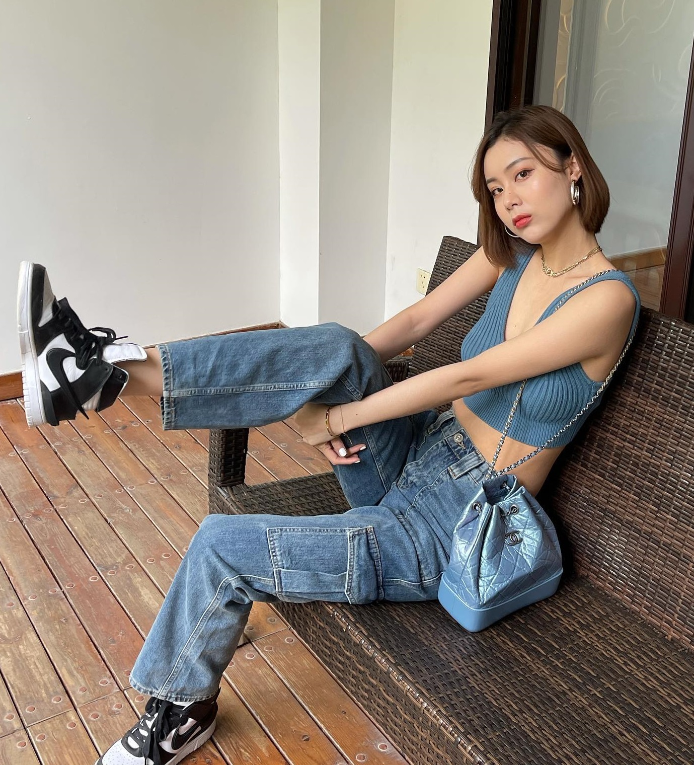 Trẻ hóa phong cách với 10 set đồ denim mùa hè-10