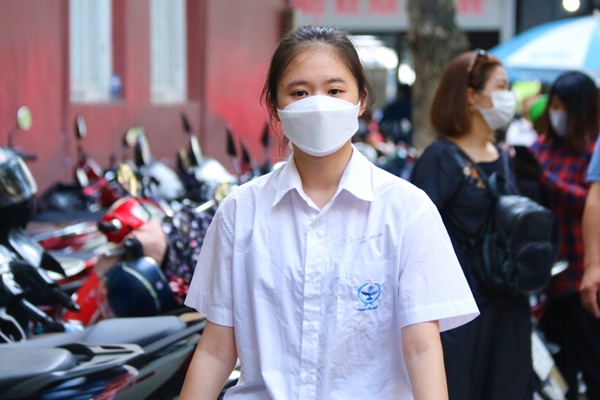 Vượt hàng trăm km cho con về Thủ đô giành suất vào trường chuyên-4