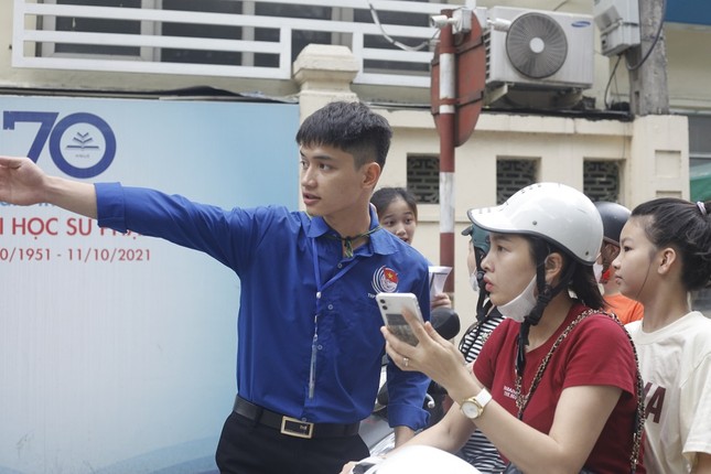 Gần 6.000 học sinh tranh suất vào lớp 6 với tỷ lệ chọi 1/24-3