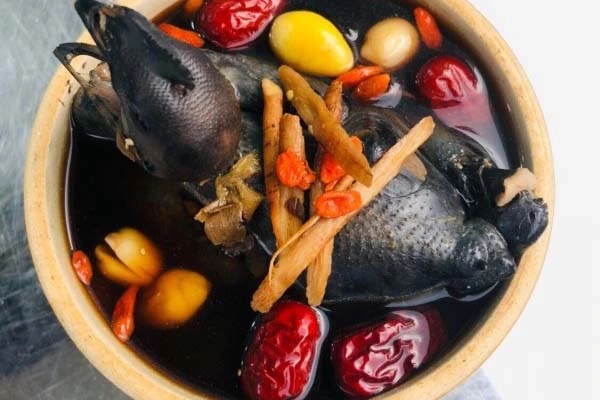 Dân gian có câu thứ nhất tam thất, thứ nhì nhân sâm, lạm dụng nên coi chừng-1