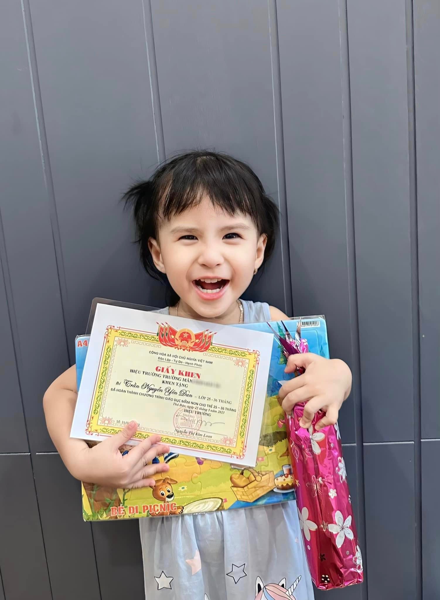 Con gái Jack như bản sao của bố, mới 2 tuổi đã làm mẫu nhí-3