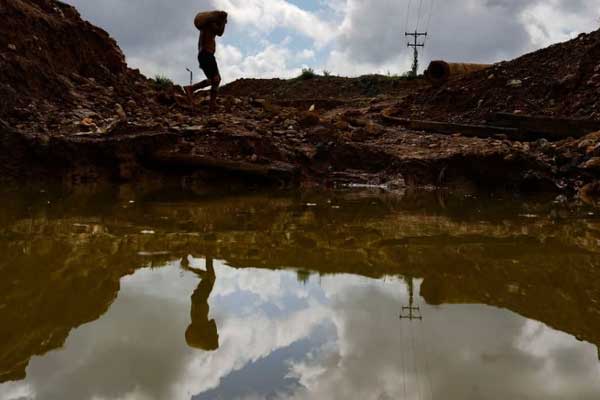 Sập mỏ vàng ở Venezuela khiến ít nhất 12 người thiệt mạng-1