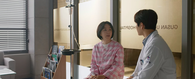 Doctor Cha tập cuối kết thúc quá nhân văn: Nữ chính chọn cô độc khiến tỷ suất người xem cao kỷ lục-1
