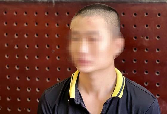 Bắt nam thanh niên nhận chém người với giá 5 triệu đồng-1