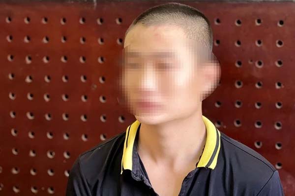 Sẵn dao phòng thân chém người giữa đường dù không mâu thuẫn-1