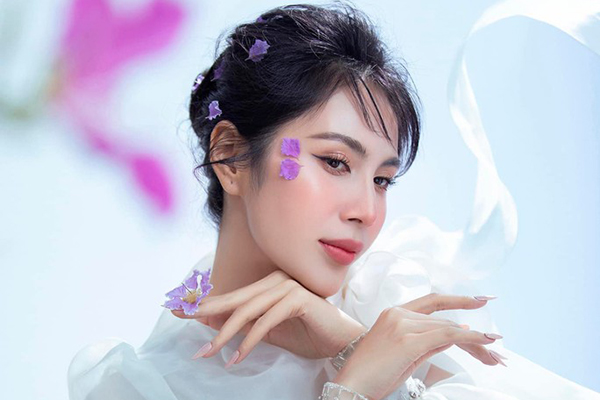 Cứ làm khách mời show thời trang là ca sĩ Thủy Tiên lại đụng chuyện thị phi-8