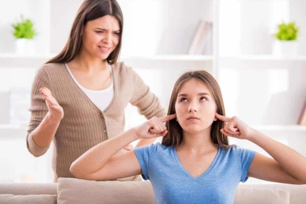 Đằng sau một đứa trẻ không vâng lời, thường có một bậc cha mẹ làm điều này-2