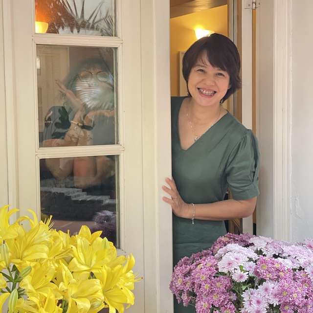 Lên chức to, ở tuổi 50 MC Diễm Quỳnh sống hạnh phúc bên các con gái trong căn nhà luôn rực rỡ sắc hoa-4