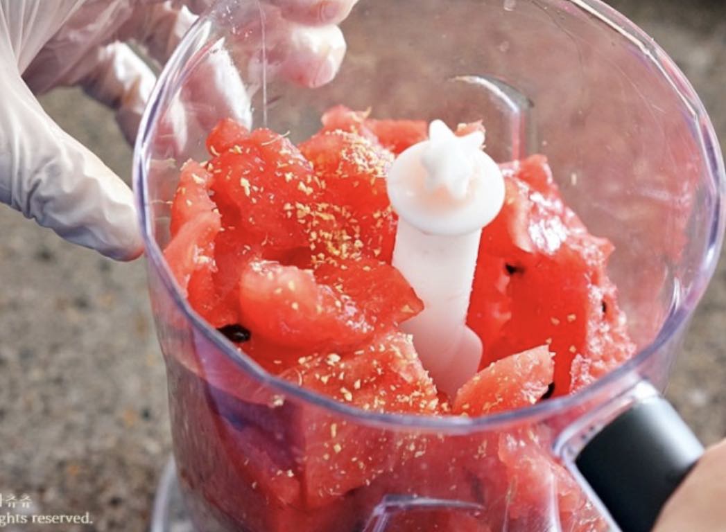 Làm sinh tố dưa hấu cho thêm nguyên liệu này sẽ ngon hơn rất nhiều lại còn giúp giảm cân-5