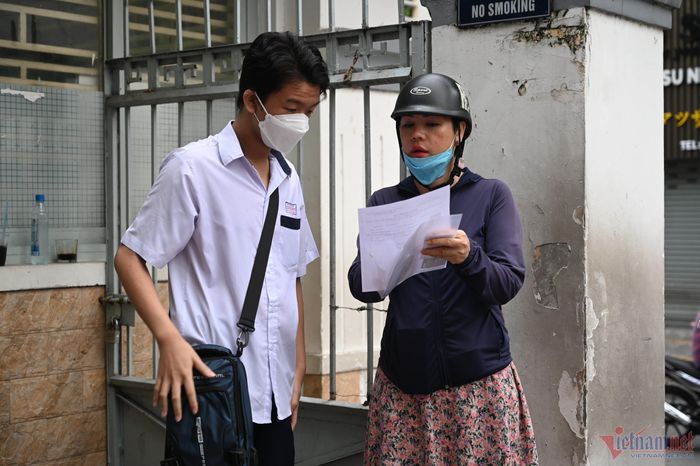 96.000 thí sinh TP.HCM bắt đầu tranh 77.000 suất vào lớp 10 công lập-1
