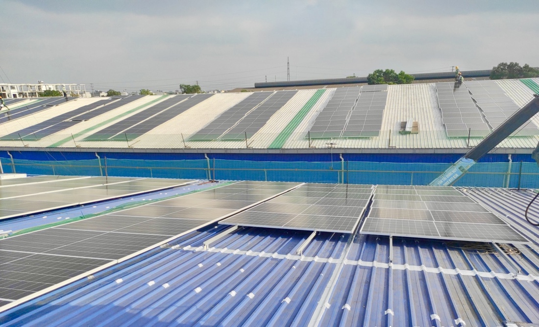Lắp hệ thống năng lượng mặt trời tại 2 nhà máy Mondelez Kinh Đô Việt Nam-1