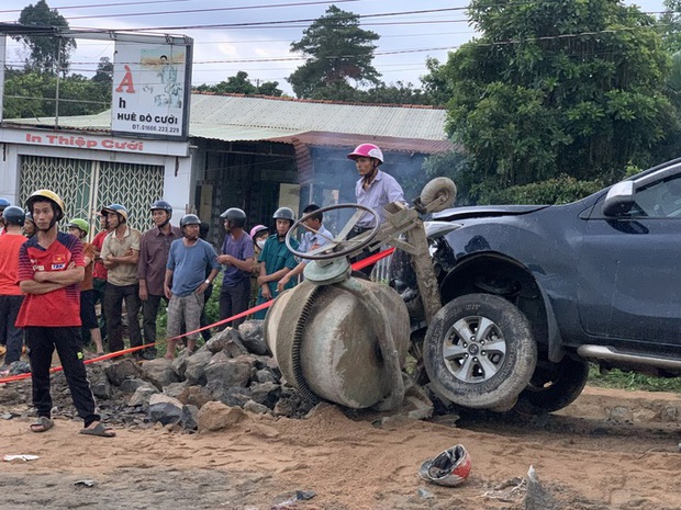 Rơi nước mắt với tang lễ 3 người trong gia đình chết dưới bánh xe tải-3