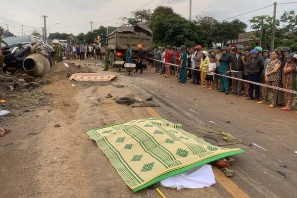 Nam thanh niên lắp bồn nước bị điện giật tử vong-2