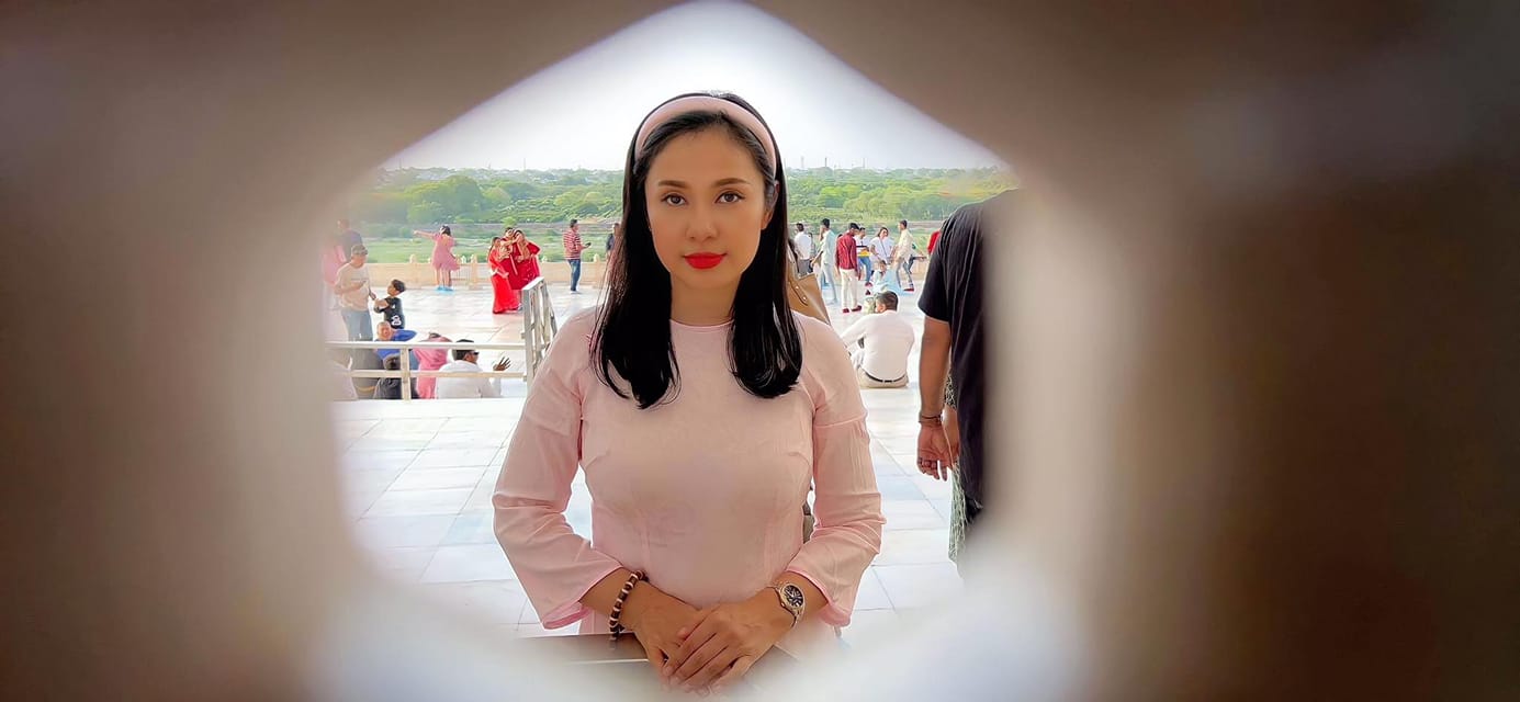 Việt Trinh lần đầu đeo nhẫn cưới, nói gì về tin được cầu hôn ở tuổi U60?-3