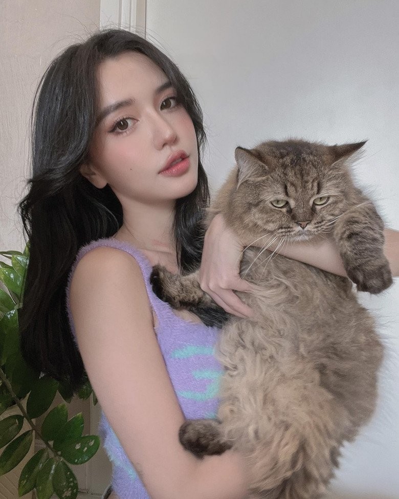 Bích Phương khác lạ hậu ở ẩn: Miệng méo, mặt gãy như biến chứng thẩm mỹ làm fans vỡ mộng-14
