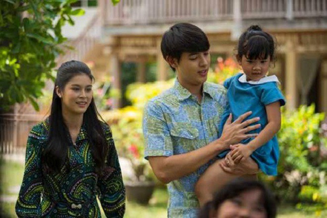 Tái hôn hai con ôm chân khóc mãi không nín, mẹ chồng có hành động khiến tôi bật khóc-2